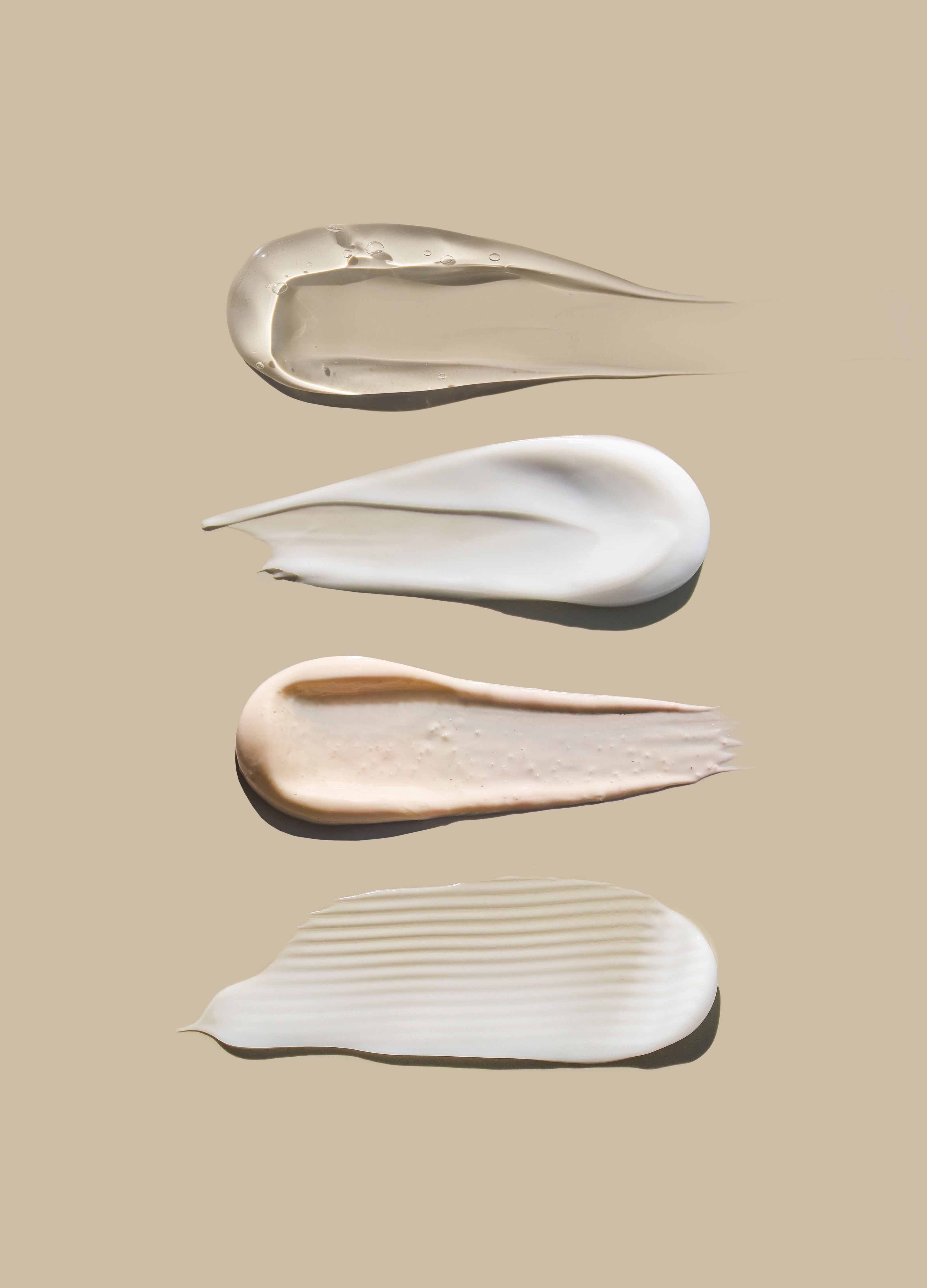 4 creme swatches Übereinander